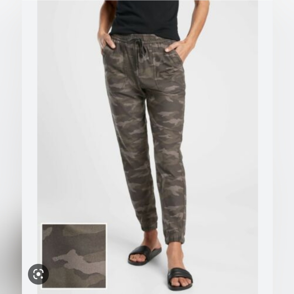 NWT Athleta Farallon Jogger